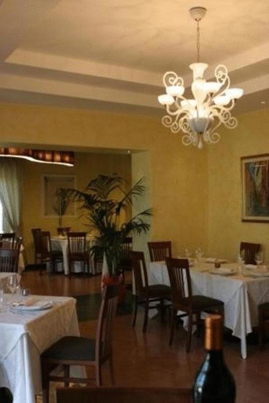 Relais Villa Fornari Camerino Exterior photo